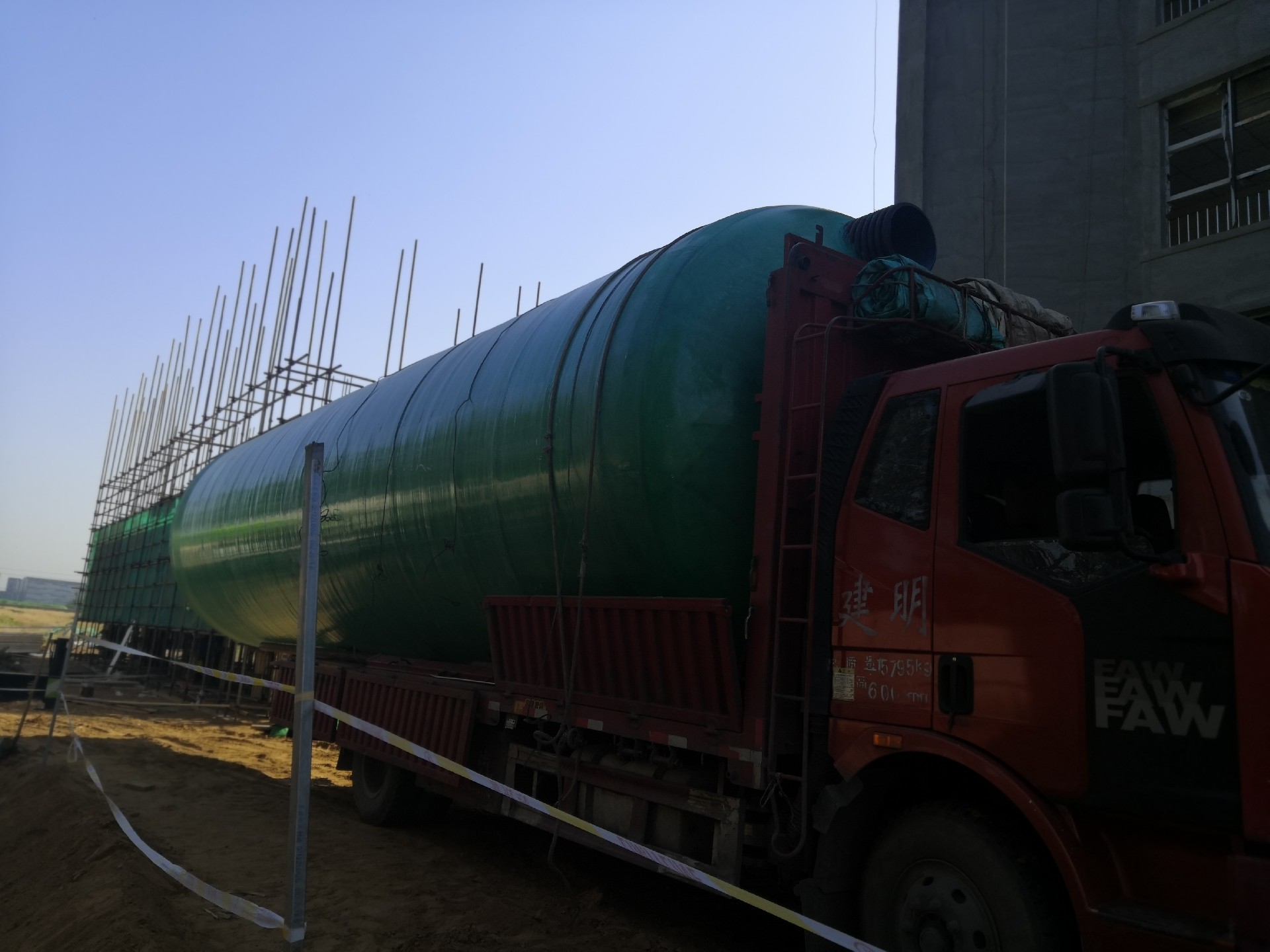 萬(wàn)縣民用建筑玻璃鋼化糞池公司品牌設(shè)備-廠家直銷(xiāo)價(jià)格